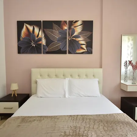 Apartamento Veliu's Apartament *